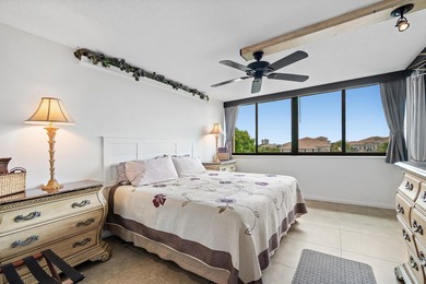 This turn key spacious 3 bedroom 3 bath top floor end unit is - photo 20