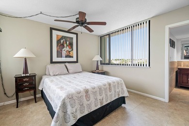 This turn key spacious 3 bedroom 3 bath top floor end unit is - photo 27