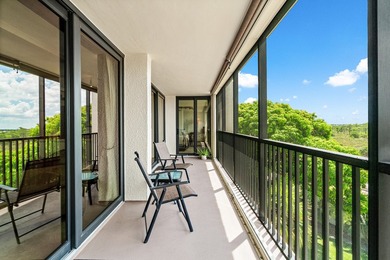 This turn key spacious 3 bedroom 3 bath top floor end unit is - photo 31