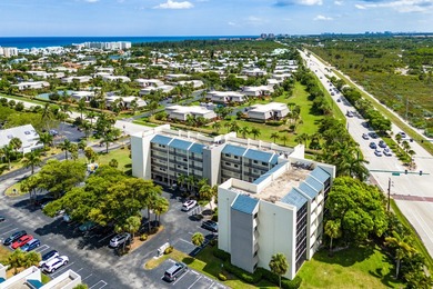This turn key spacious 3 bedroom 3 bath top floor end unit is - photo 33