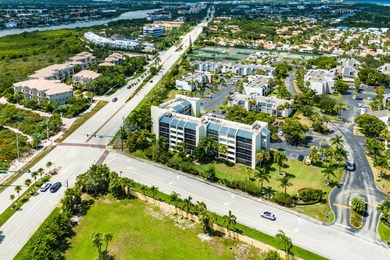 This turn key spacious 3 bedroom 3 bath top floor end unit is - photo 38