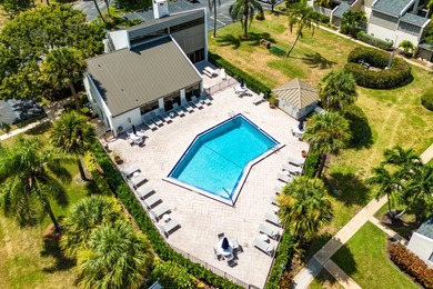 This turn key spacious 3 bedroom 3 bath top floor end unit is - photo 40