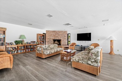 This turn key spacious 3 bedroom 3 bath top floor end unit is - photo 45