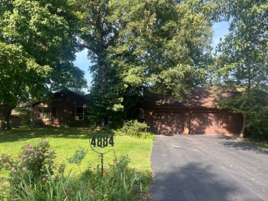 East Fork Lake Home For Sale in Olney Illinois