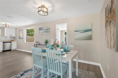 **WOW! BEST DEAL in HOLIDAY with NO HOA!** This contemporary - photo 6