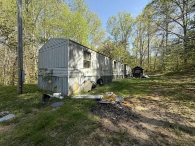Lake Home For Sale in Monticello, Kentucky