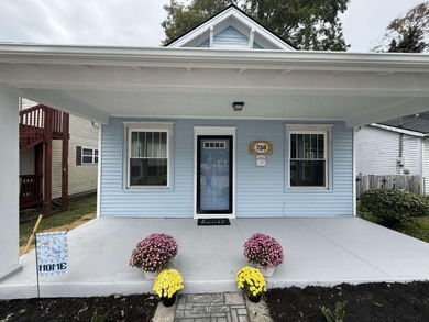 Kentucky River Home For Sale in Frankfort Kentucky