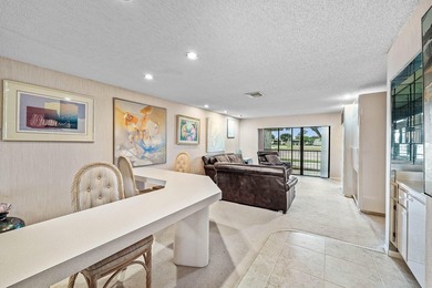An original turn-key residence offering both immediate - photo 12