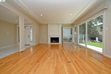 VERY POPULAR SINGLE STORY DETACHED HOME IN THE COVETED CROW - photo 18