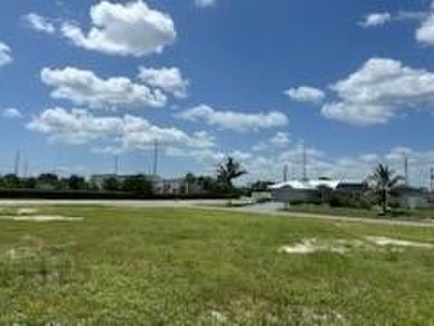 Build your dream home on this oversized freshwater canal lot in - photo 19