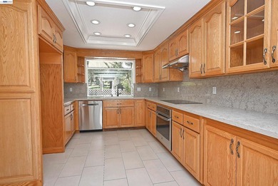 VERY POPULAR SINGLE STORY DETACHED HOME IN THE COVETED CROW - photo 22