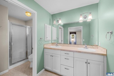 Welcome home to this beautifully maintained 3 bedroom, 2 bath - photo 22