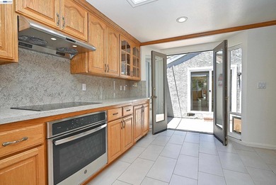 VERY POPULAR SINGLE STORY DETACHED HOME IN THE COVETED CROW - photo 23