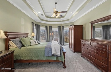 Spacious Living in a Prime Location! Welcome home to this - photo 23