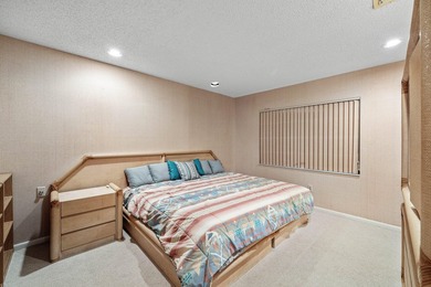 An original turn-key residence offering both immediate - photo 23