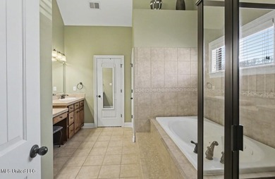 Spacious Living in a Prime Location! Welcome home to this - photo 26