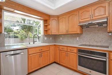 VERY POPULAR SINGLE STORY DETACHED HOME IN THE COVETED CROW - photo 28