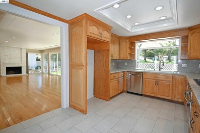 VERY POPULAR SINGLE STORY DETACHED HOME IN THE COVETED CROW - photo 29