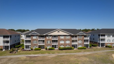 Welcome to luxury living overlooking the picturesque greens of - photo 30
