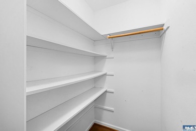 Welcome home to this beautifully maintained 3 bedroom, 2 bath - photo 30