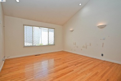VERY POPULAR SINGLE STORY DETACHED HOME IN THE COVETED CROW - photo 31