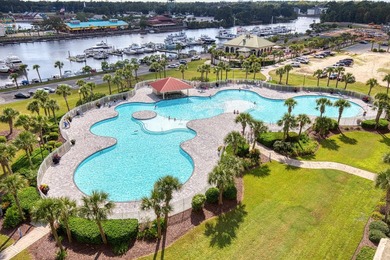Welcome to luxury living overlooking the picturesque greens of - photo 35