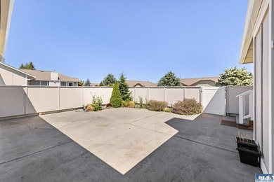 Welcome home to this beautifully maintained 3 bedroom, 2 bath - photo 37