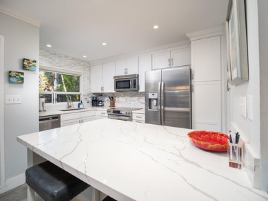 Relax and Enjoy Ultimate Privacy! Enter your new Wailea place of - photo 6