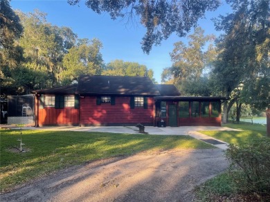 (private lake, pond, creek) Home For Sale in Seffner Florida