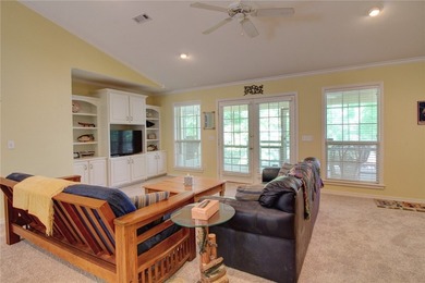 Discover the ultimate lakefront retreat on 3.76 private acres - photo 4