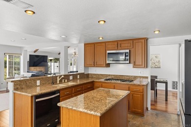Beautiful 4-bedroom, 2.5-bath home with a huge loft (not - photo 10