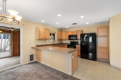 Calling all Savvy Investors and 1st time homebuyers! Great - photo 7