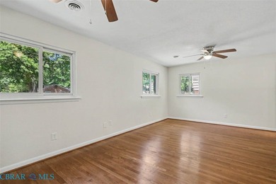 Outstanding all brick rancher! HGTV Special! Move-in ready! Open - photo 24