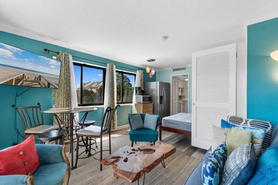 Discover the perfect blend of comfort and coastal charm in this - photo 7