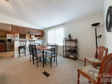 Welcome to your own private lakeside retreat! This stunning - photo 11