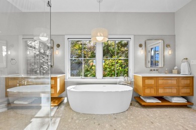 Nestled above the shimmering waters of Bassing Harbor, this - photo 18