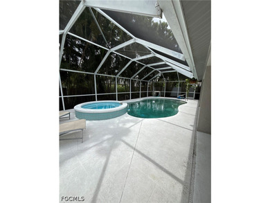 Welcome to this 3 bedroom, 2 1/2 bathroom plus den Fort Myers - photo 28