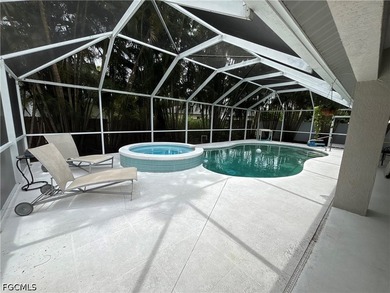 Welcome to this 3 bedroom, 2 1/2 bathroom plus den Fort Myers - photo 29
