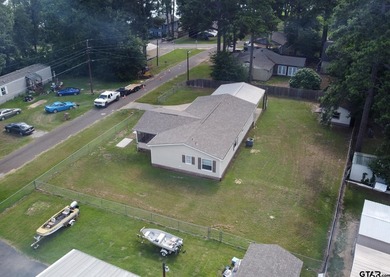 Lake Palestine Getaway - Affordable Lake Living at Its Best! - photo 9