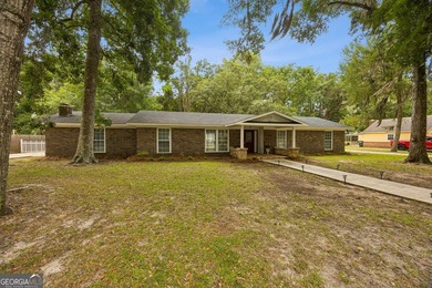 Two homes. One lot. Endless possibilities. Enjoy the tree lined - photo 1