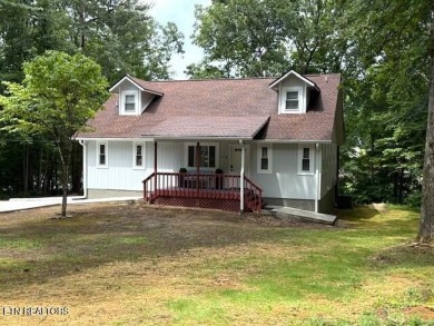 Lake Home For Sale in Crossville, Tennessee