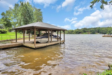 Beautifully renovated Lakehouse on Lake Jacksonville with 1,920 - photo 8