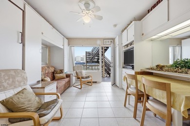 Ready for immediate beachfront enjoyment? This fully furnished - photo 4