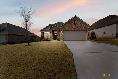 Stillhouse Hollow Lake Home For Sale in Belton Texas