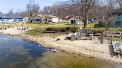 Big Turkey Lake Home Sale Pending in Hudson Indiana