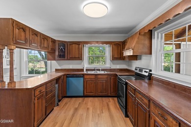 Beautiful 3.5 acres with barn, close to both Douglas and - photo 9
