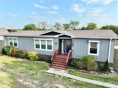 Lake Home For Sale in Eufaula, Oklahoma