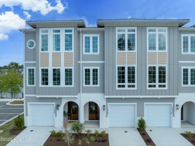 Lake Townhome/Townhouse For Sale in Castle Hayne, North Carolina