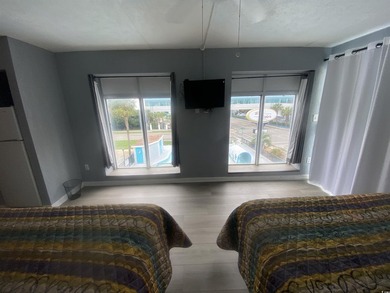 Beautiful condo on located on the top floor of the Wave Rider - photo 3