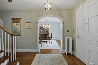 Discover the perfect blend of classic elegance, timeless charm - photo 5